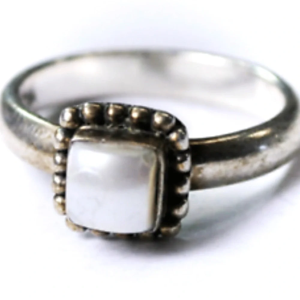 Silpada Vintage Square Genuine Pearl Sterling Silver Ring Sz 7 - Picture 1 of 3